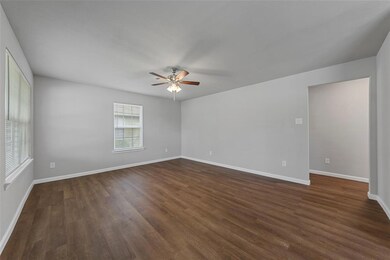 1032 W Coffin St, Denison, TX 75020 - photo 7