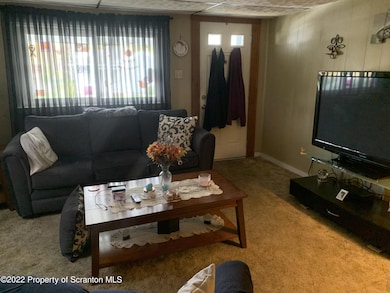 1423 Luzerne St, Scranton, PA 18504 - photo 2
