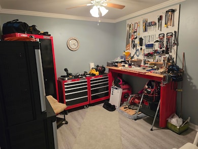 Could Be an office/workout room or 4th Bedroom wit