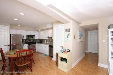 2400 Grand Central Unit 9 IMG_120 MLS