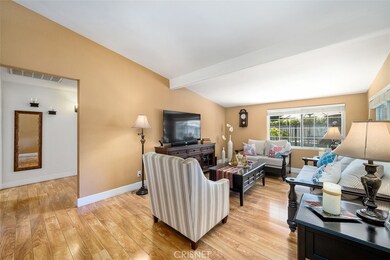 19454 Stagg St, Reseda, CA 91335 - photo 5