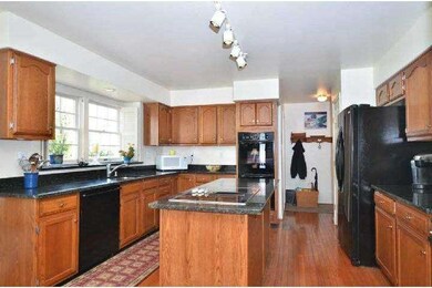 201 Balmoral Cir, Chadds Ford, PA 19317 - photo 4