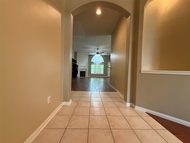 13815 Pickford Knolls Dr, Houston, TX 77041 - photo 2