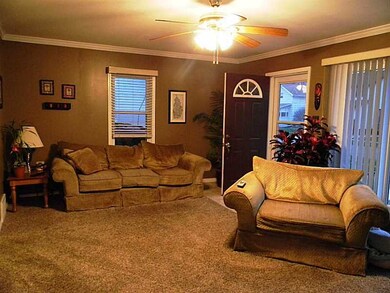 509 Montpelier Ave, Erie, PA 16505 - photo 4