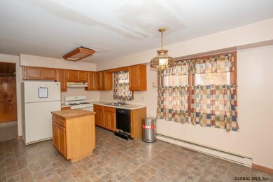 117 Wineberry Ln, Ballston Spa, NY 12020 - photo 6
