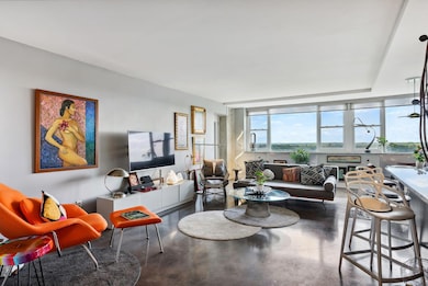 3-web-or-mls-1620-e-broad-st-unit-1205