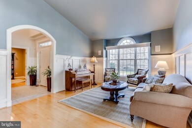 6624 Towering Oak Path, Columbia, MD 21044 - photo 5