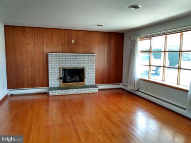 228 Mill Rd, Chambersburg, PA 17201 - photo 6