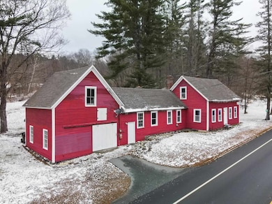 529 New Hampshire 25, Warren, NH 03279 - photo 2