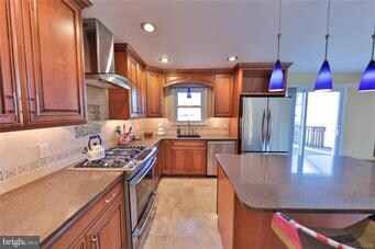 8199 Powder Ln, Zionsville, PA 18092 - photo 7