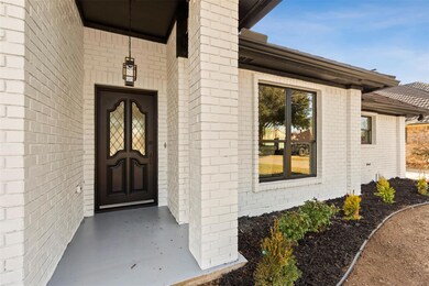 621 Evergreen Dr, Hurst, TX 76054 - photo 4