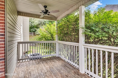 363 Country Run Cir, Powell, TN 37849 - photo 3