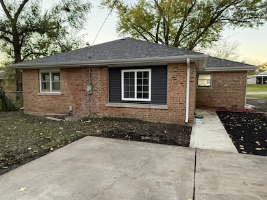 307 Osage St, Park Forest, IL 60466 - photo 7