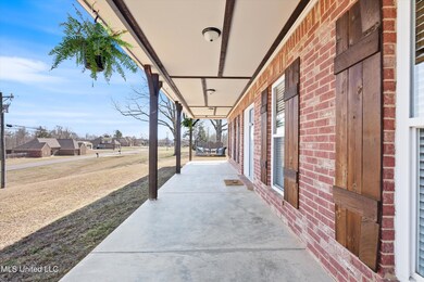 04-Front Porch