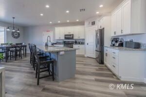 665 E Shelter Cove, Big Water, UT 84741 - photo 6