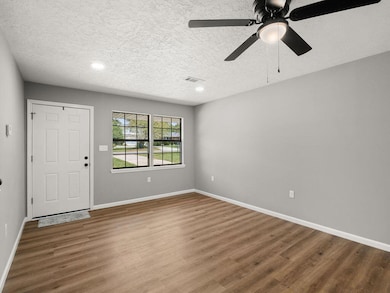 904 Cook Dr, Deridder, LA 70634 - photo 4