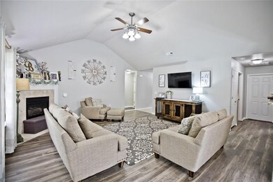 2 Netherton Ln, Bella Vista, AR 72715 - photo 4