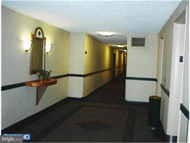 Radnor House unit 703, Bryn Mawr, PA 19010 - photo 5