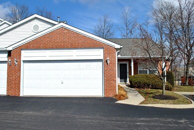 Ravine Pointe Front2