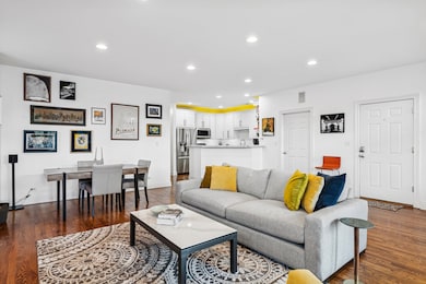 unlisted-address, Chicago, IL 60642 - photo 3