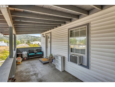 300 E Main St, Sheridan, OR 97378 - photo 4