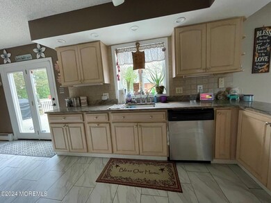 36 Parkers Point Blvd, Forked River, NJ 08731 - photo 7