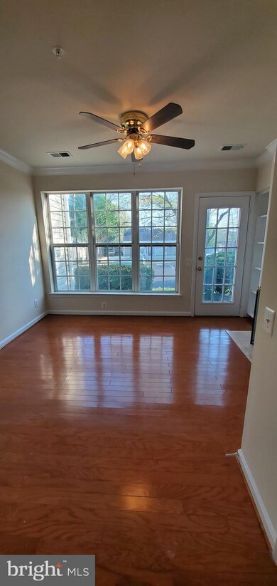 8187 Halley Ct, Lorton, VA 22079 - photo 4