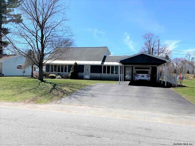 1125 Outer Dr, Schenectady, NY 12303 - photo 2