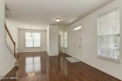 26201 Lands End Dr, Chantilly, VA 20152 - photo 4