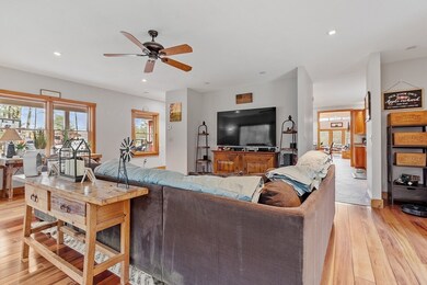 287 Chapman Rd unit 1, Barre, MA 01005 - photo 6