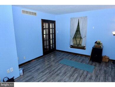 913 Hunt Blvd, Atco, NJ 08004 - photo 4