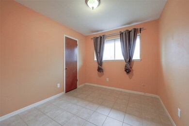 7215 Lumber Jack Dr, Houston, TX 77040 - photo 4