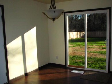 375 Branstetter Ln, Redding, CA 96001 - photo 5