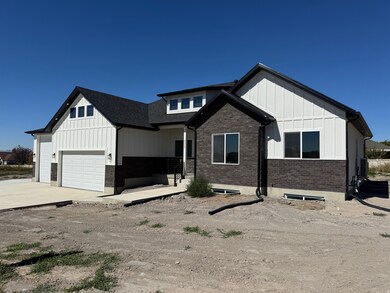 3323 1200 West St, Farr West, UT 84404 - photo 2