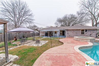 508 Dianne Dr, Copperas Cove, TX 76522 - photo 3