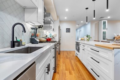 115 Falcon St unit 1, Boston, MA 02128 - photo 7