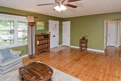 800 Brookside Dr, Columbus, OH 43209 - photo 4