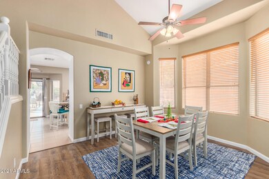 FORMAL DINING
