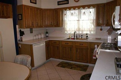 124 Elmer Ave, Schenectady, NY 12308 - photo 7