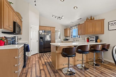 006. Kitchen and Dining v2