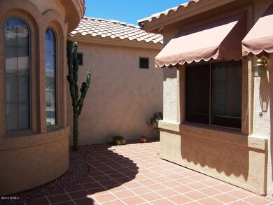 Walkway & Courtyard