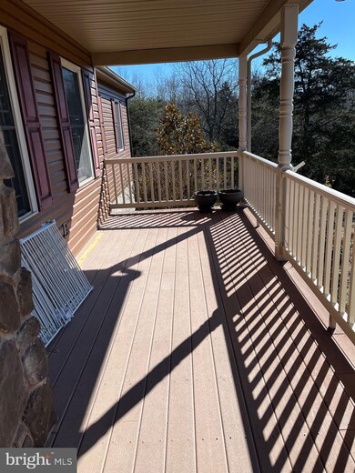 33 Omega Dr, Hedgesville, WV 25427 - photo 5