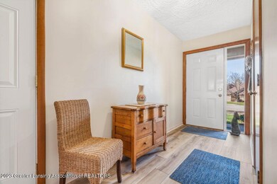 1606 Willow Creek Dr unit 53, Lansing, MI 48917 - photo 3