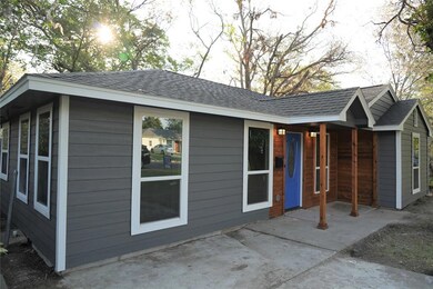 805 Shawnee Trace, Grand Prairie, TX 75051 - photo 3