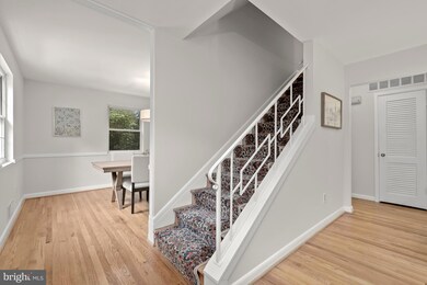 8701 Brierly Ct, Chevy Chase, MD 20815 - photo 3