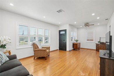 5541 W 123rd St, Hawthorne, CA 90250 - photo 3