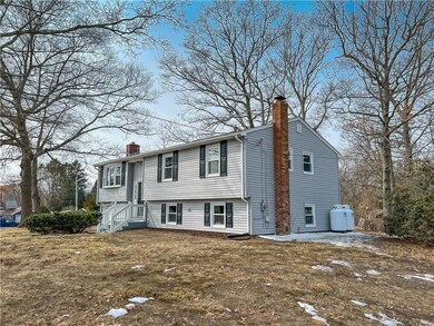 1939 New London Turnpike, West Warwick, RI 02893 - photo 4