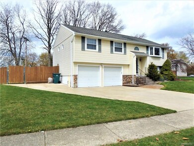 738 Fairmont Ave, North Tonawanda, NY 14120 - photo 2