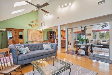 119 Tall Oaks Dr unit E, South Weymouth, MA 02190 - photo 4