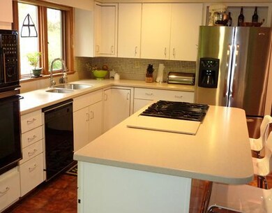 Kitchen. Enjoy preparing meals in the kitchen whic